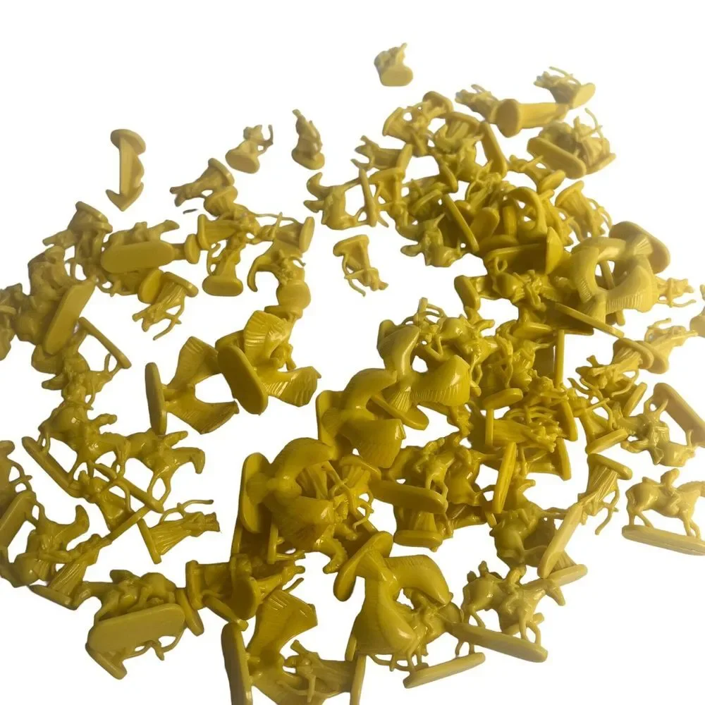RISK Lord of the Rings Middle Earth Conquest Yellow Army Replacement Piece (112)